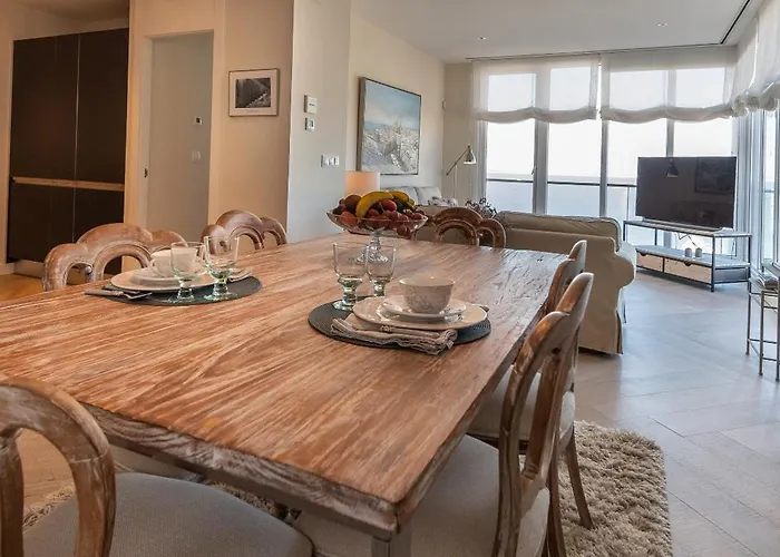 Phoenix Luxury Loft דירה קדיז